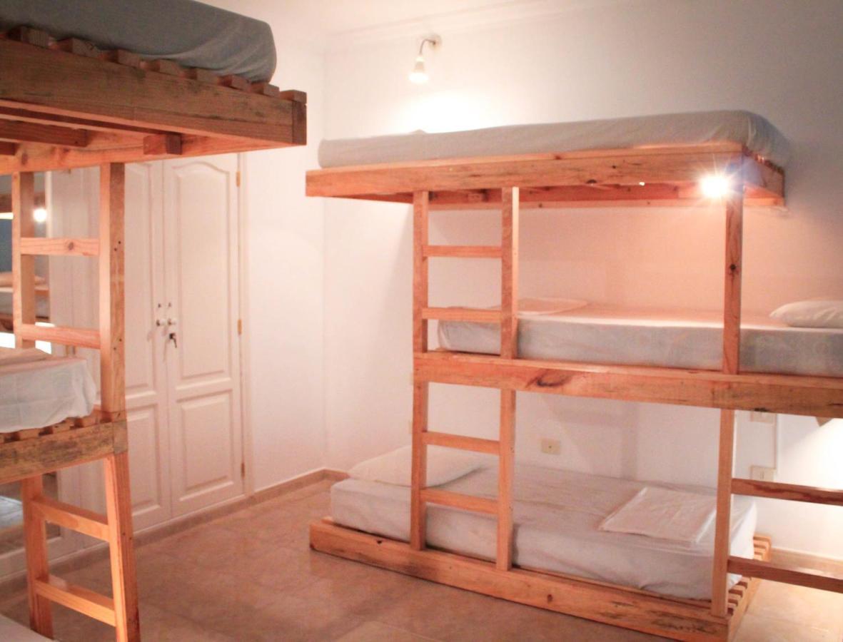 Hitide House Hostel GRAN CANARIA Стая снимка